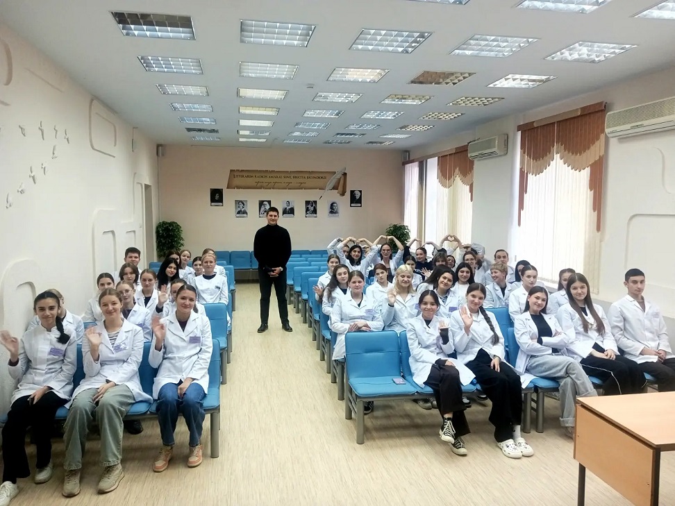 87077043-6a6d-4cf5-8811-f3174945ea6c