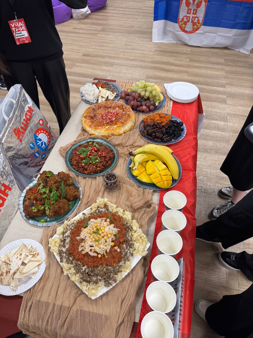 photo_5226647871644438526_y