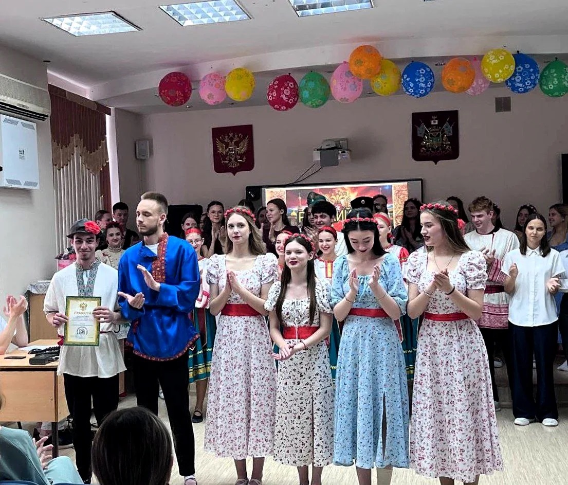 98704909-3a47-41f3-8334-2c424c3fba5b